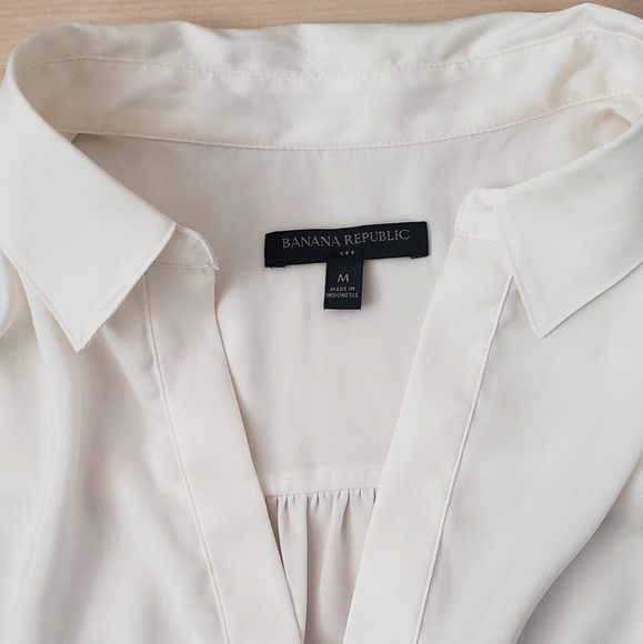 Cream Blouse - Picture 3 of 4